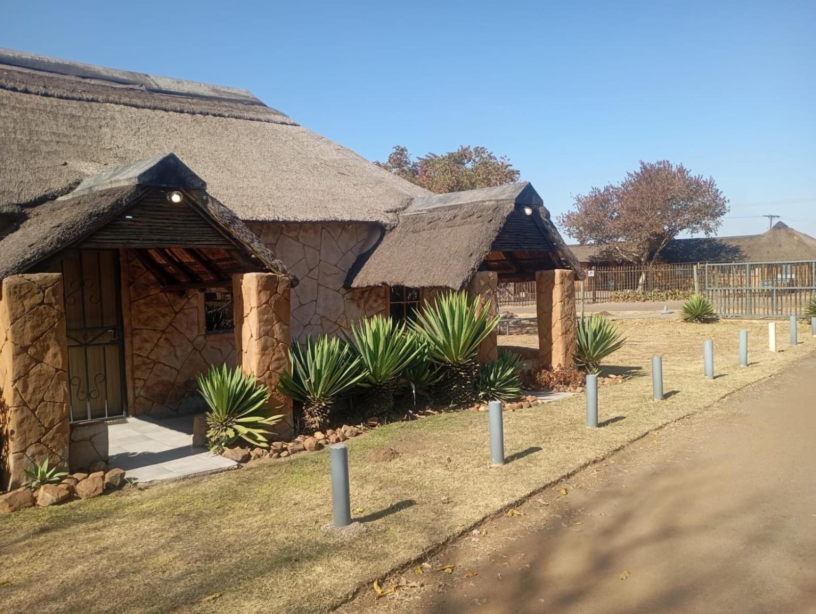 Matlapeng Country Estate Hotel Vanderbijlpark Exterior photo